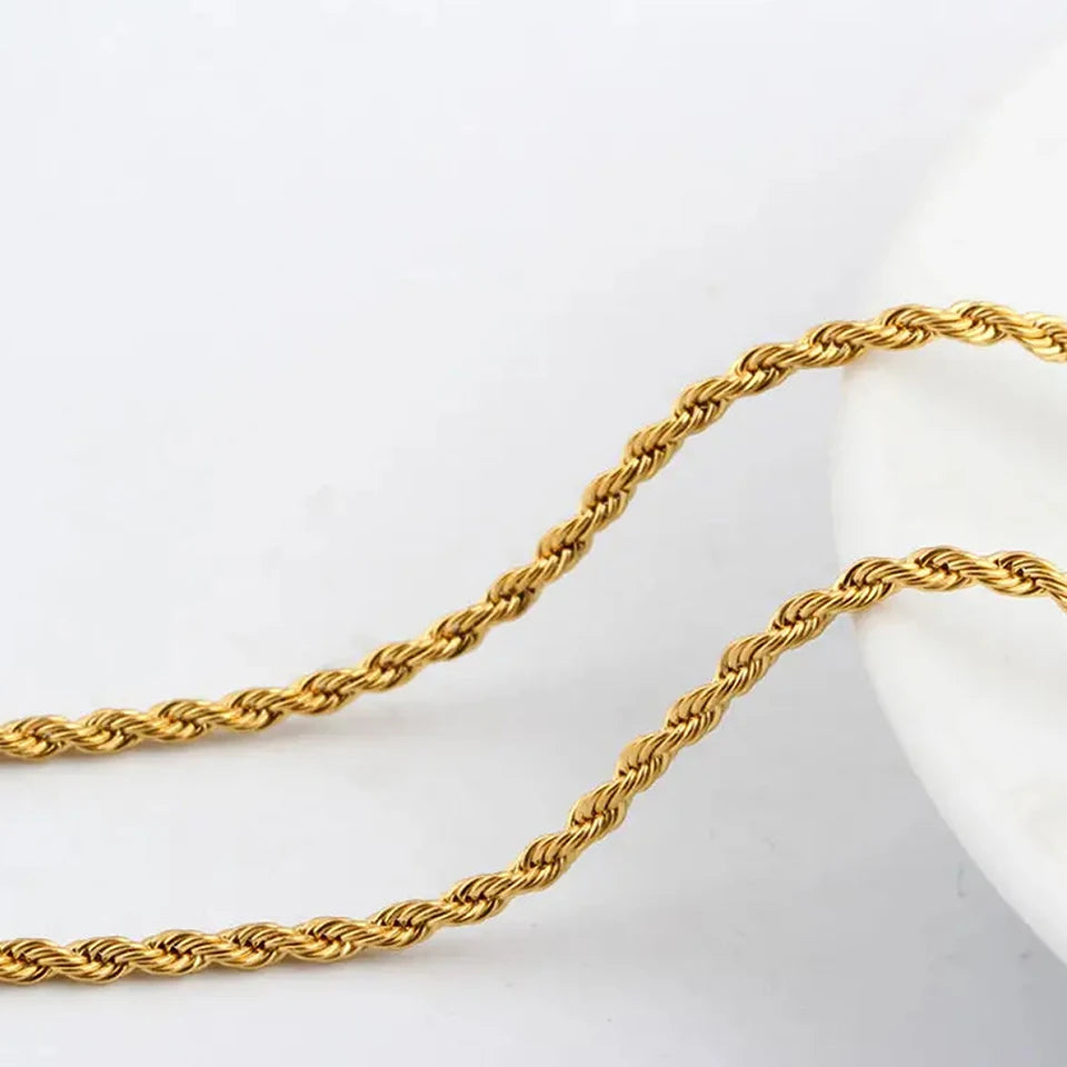 Twist Necklace