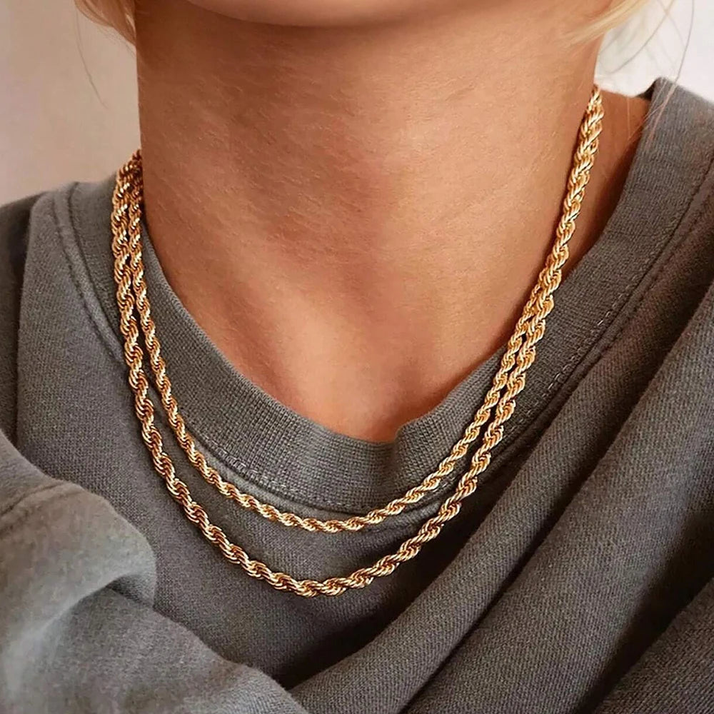 Twist Necklace
