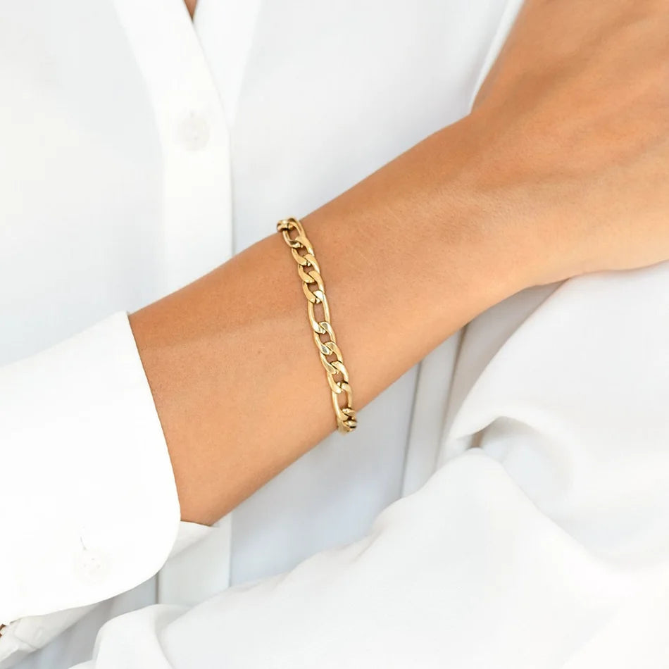 Chunky Gold Curb Chain Bracelet