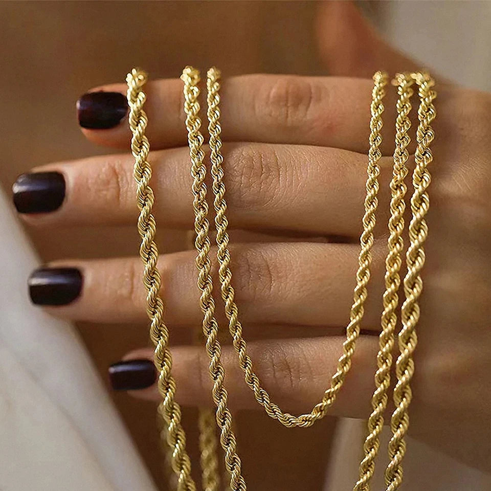 Twist Necklace