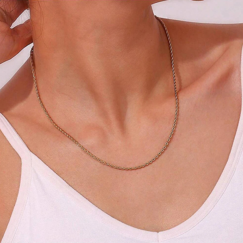 Twist Necklace