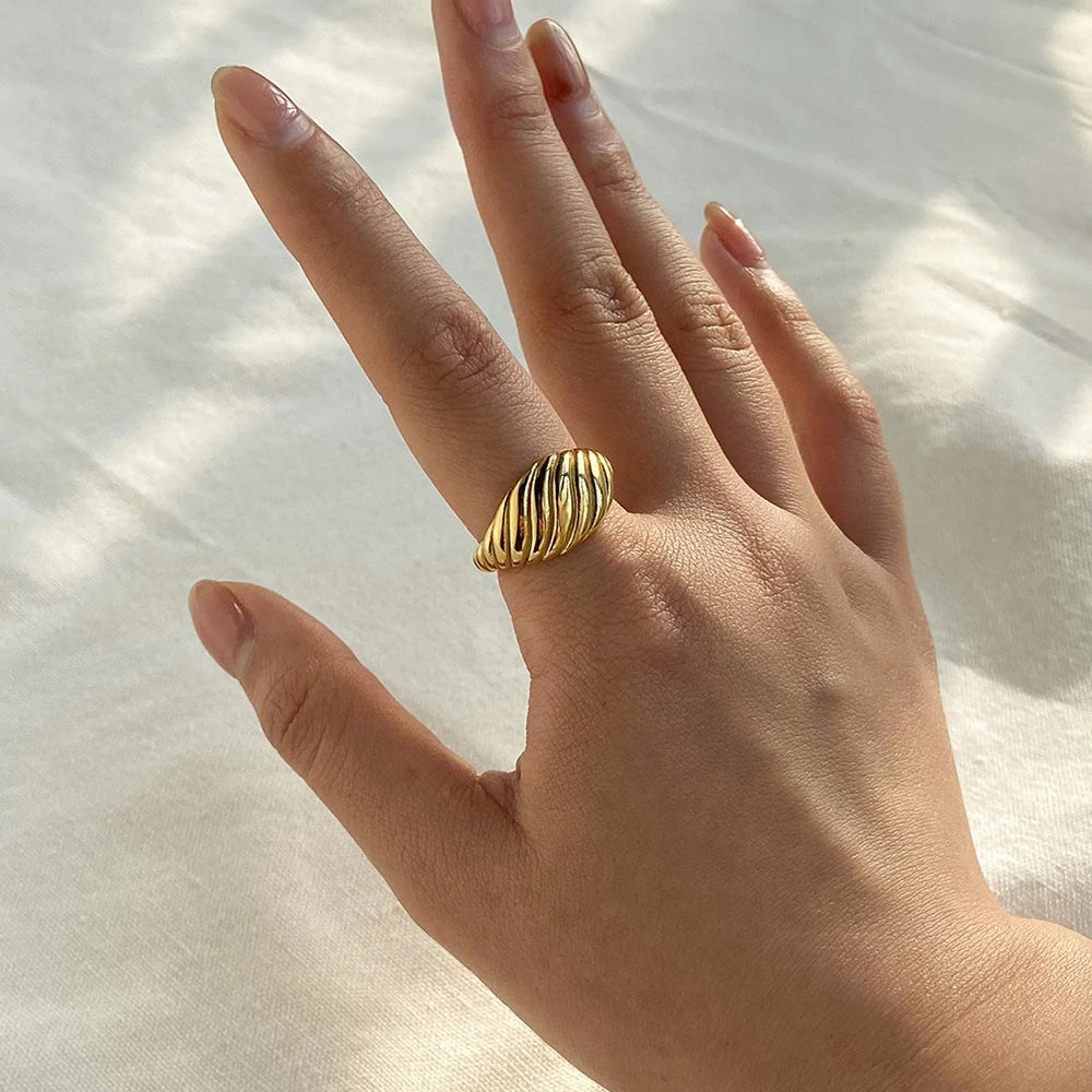 Swirl Statement Ring