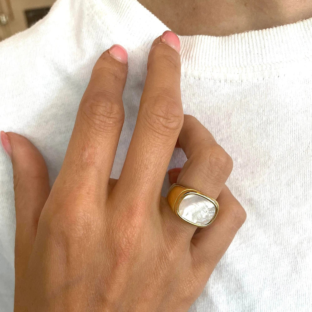 Gold Signet Ring